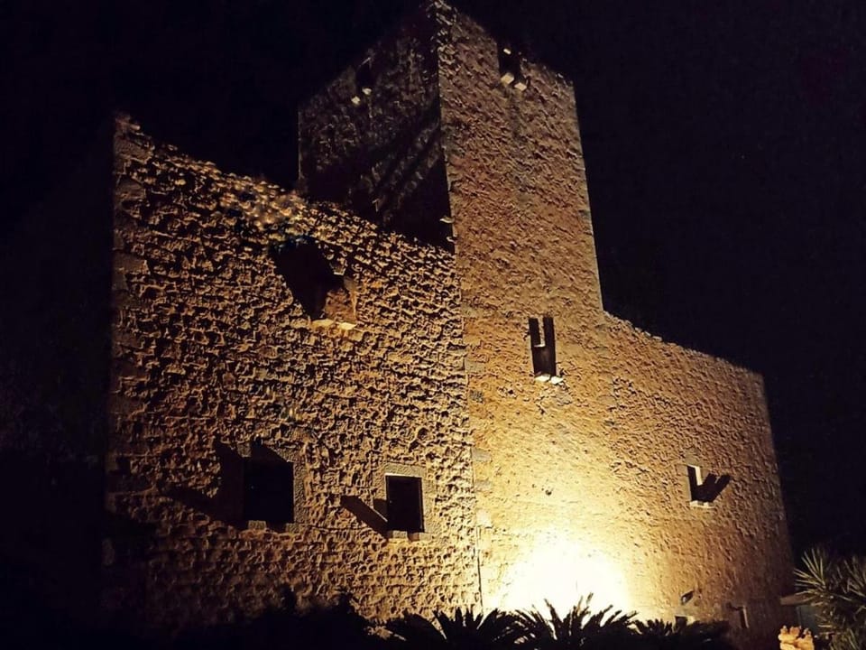 Property building, Night