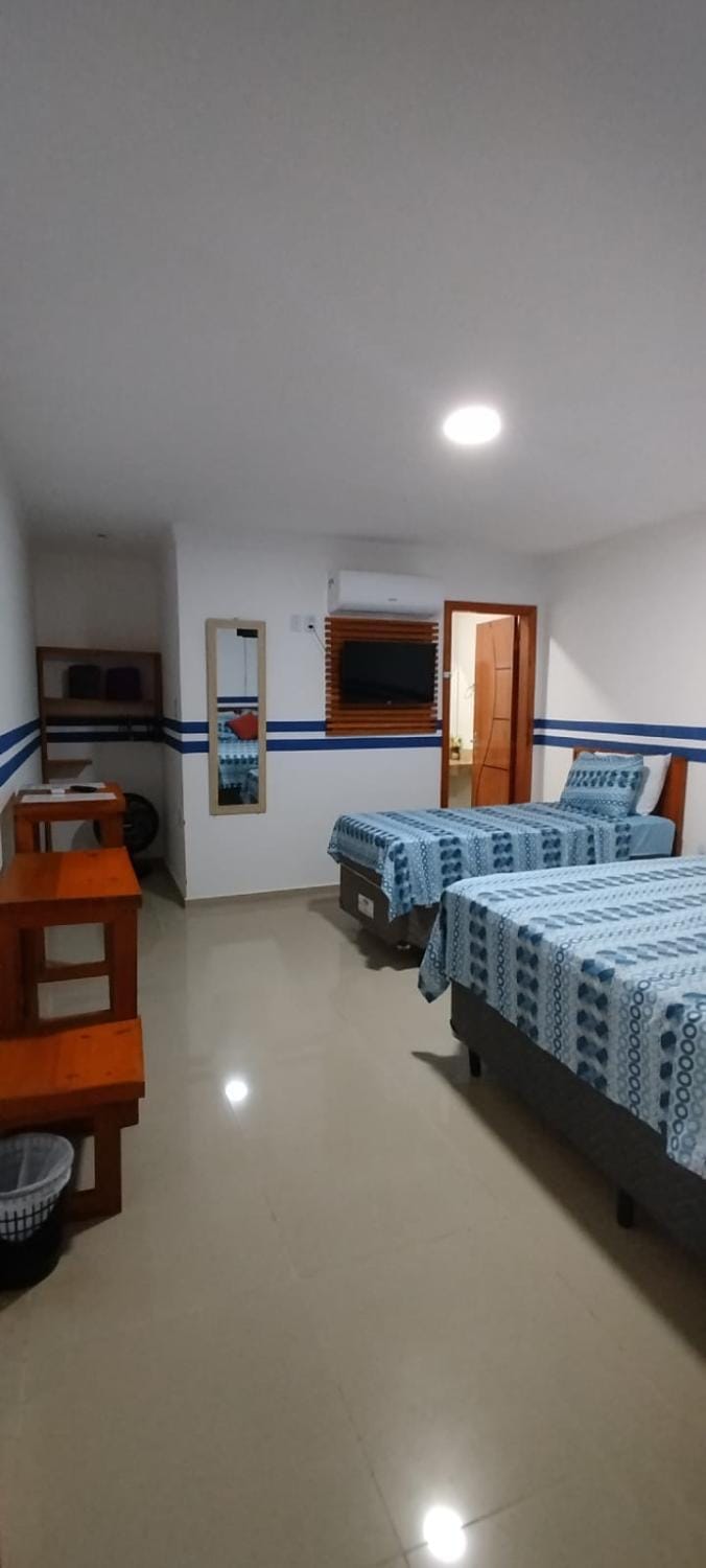 Bed, TV and multimedia, Photo of the whole room, Bedroom, air conditioner