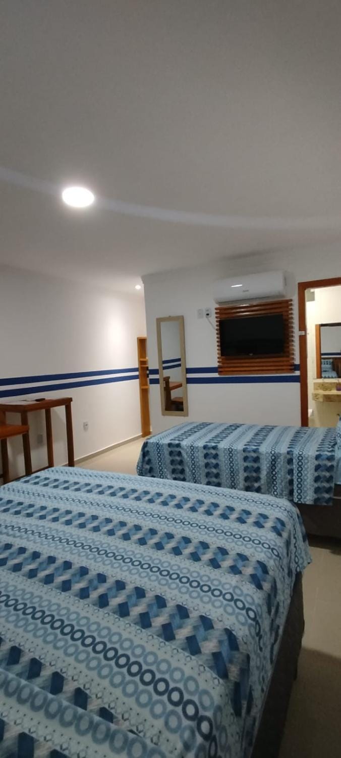 Bed, TV and multimedia, Photo of the whole room