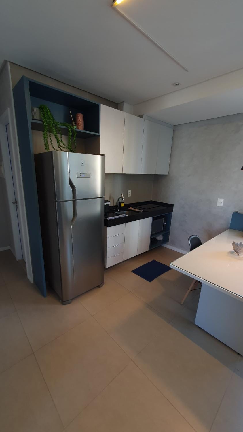 Kitchen or kitchenette, minibar, stove