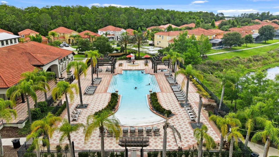 Pool view, Swimming pool, Swimming pool