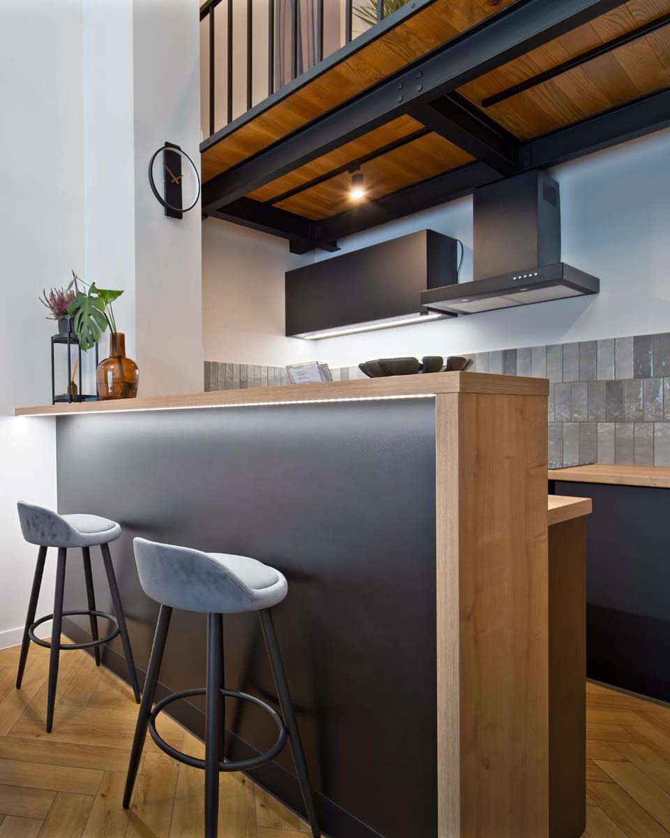 Kitchen or kitchenette, Living room, kitchen