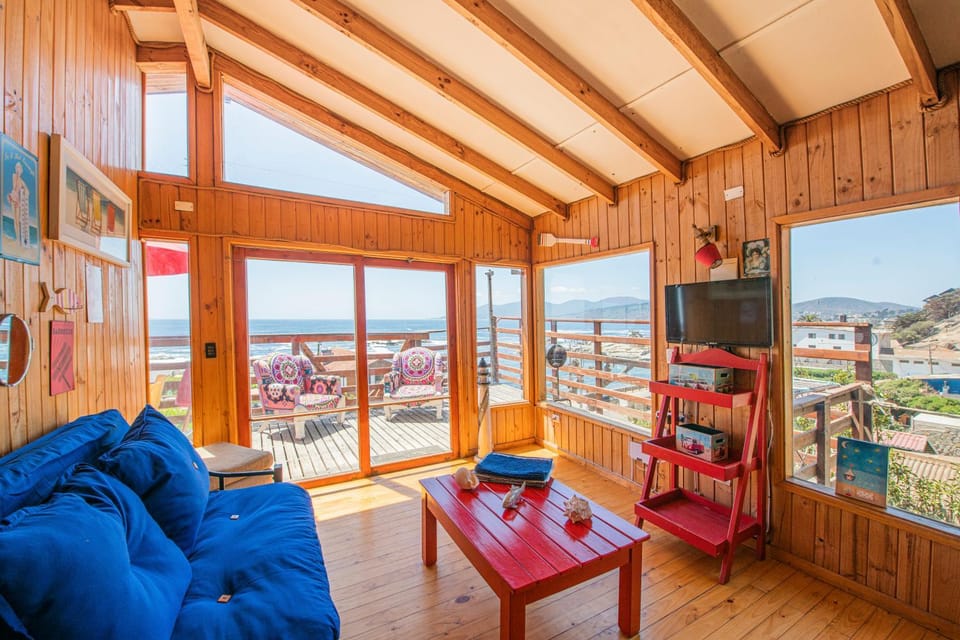 Communal lounge/ TV room, Natural landscape, View (from property/room), Seating area