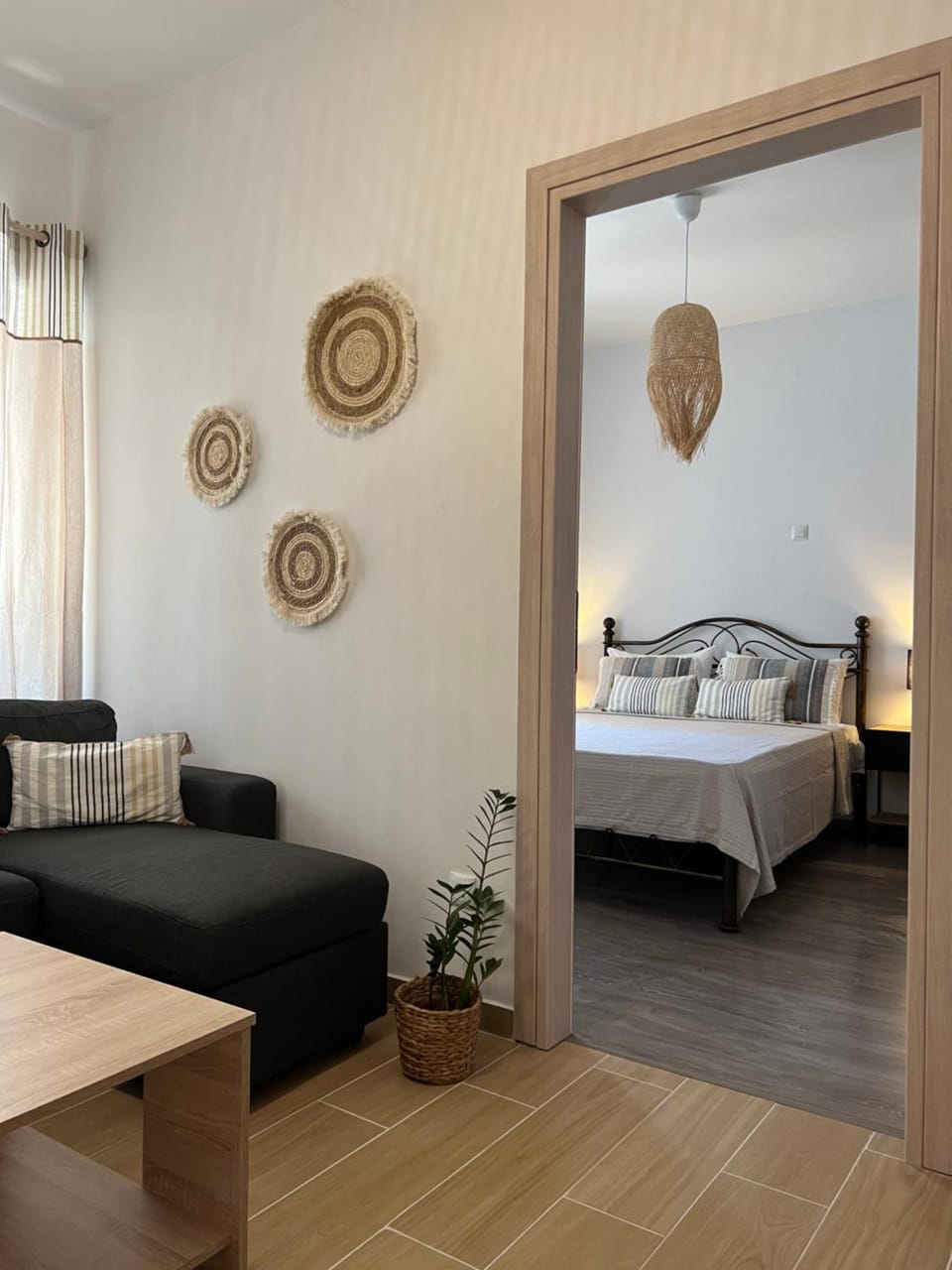 Seating area, Bedroom