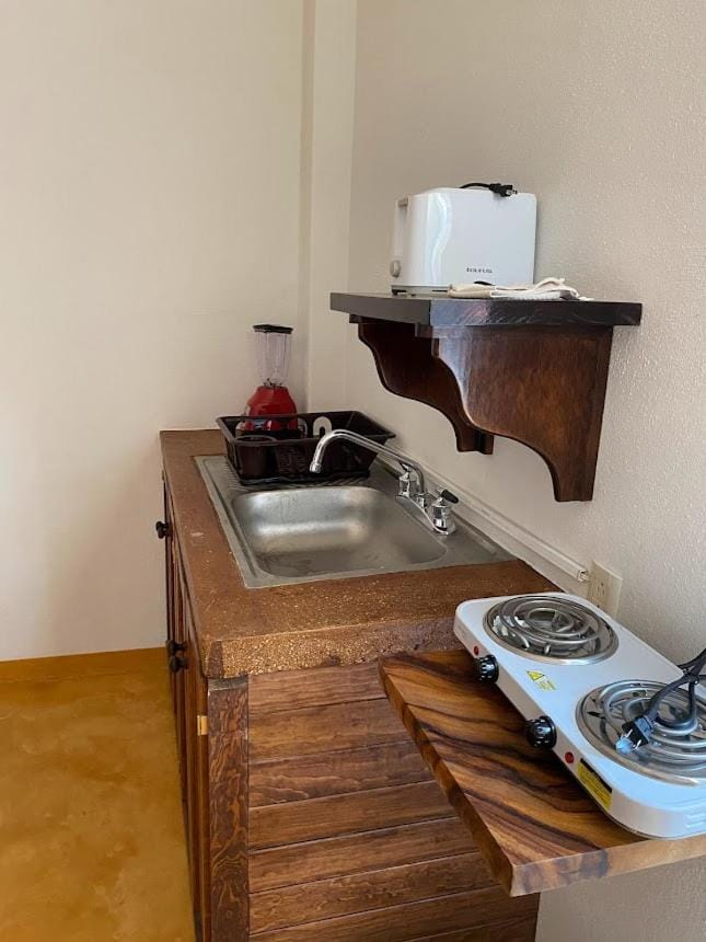 Kitchen or kitchenette, stove