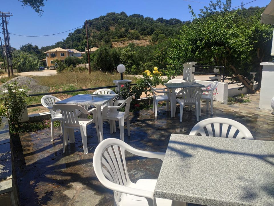 Sun Ray sivota 1 Apartment in Peloponnese, Western Greece and the Ionian