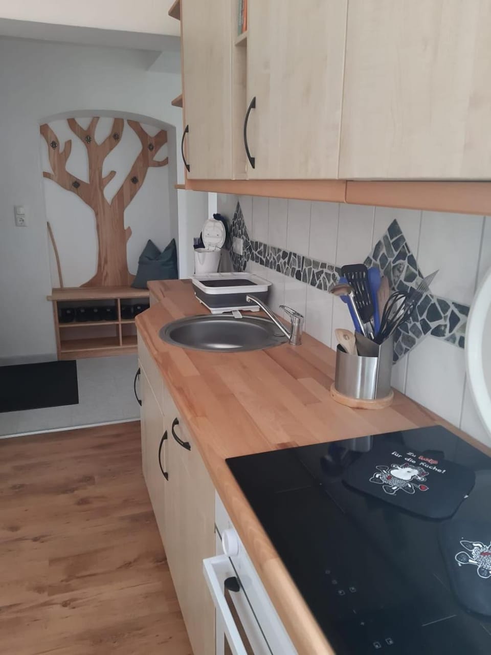 Kitchen or kitchenette, pet friendly, stove