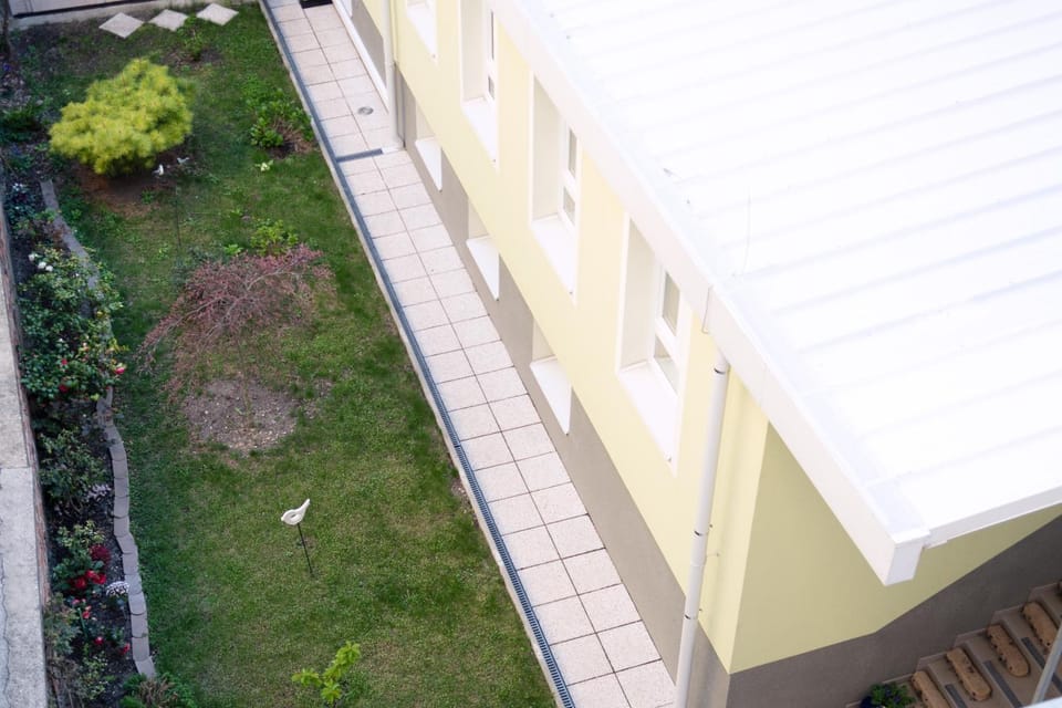 Inner courtyard view