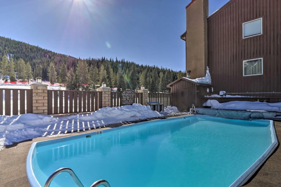 Copper Mtn Condo w/ Heated Pool: Ski-In/Walk-Out! House in Copper Mountain