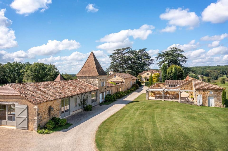 Property building, Garden, Garden view