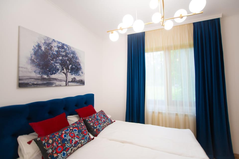 Bed, View (from property/room), Photo of the whole room