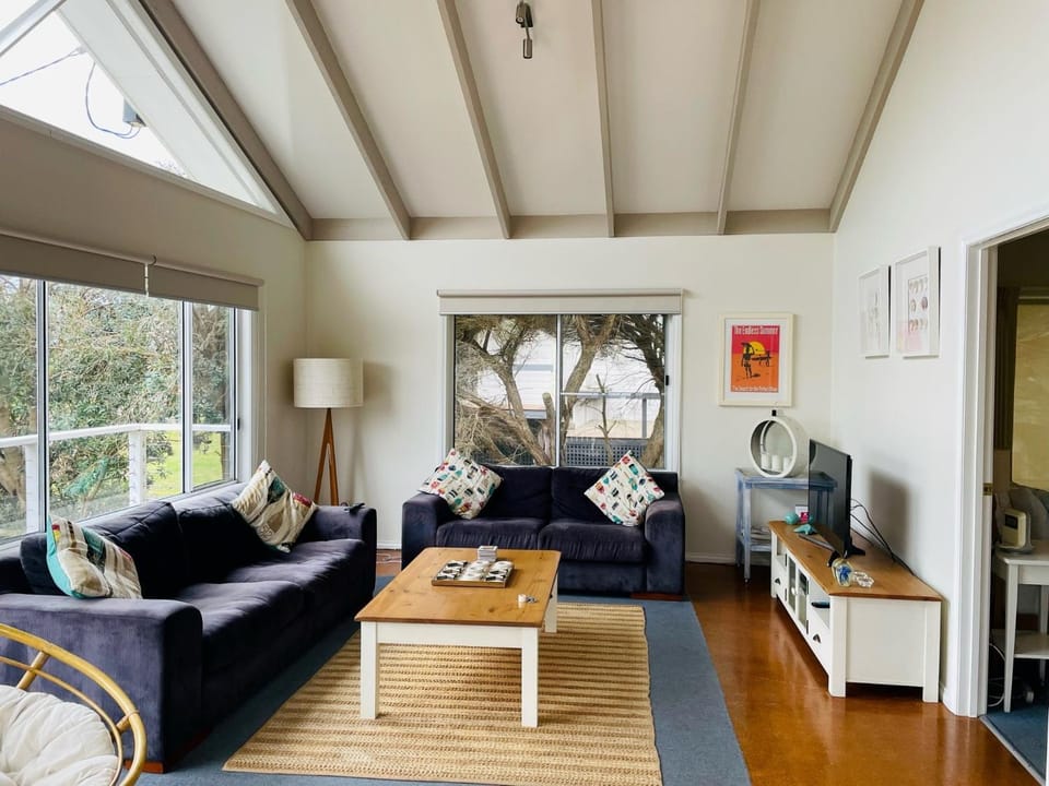Dolphin Beach House House in Smiths Beach