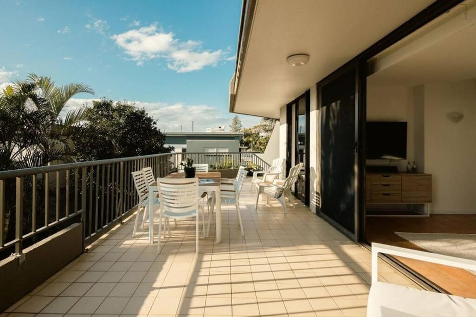 The Rocks Resort Unit 2i Apartment in Gold Coast
