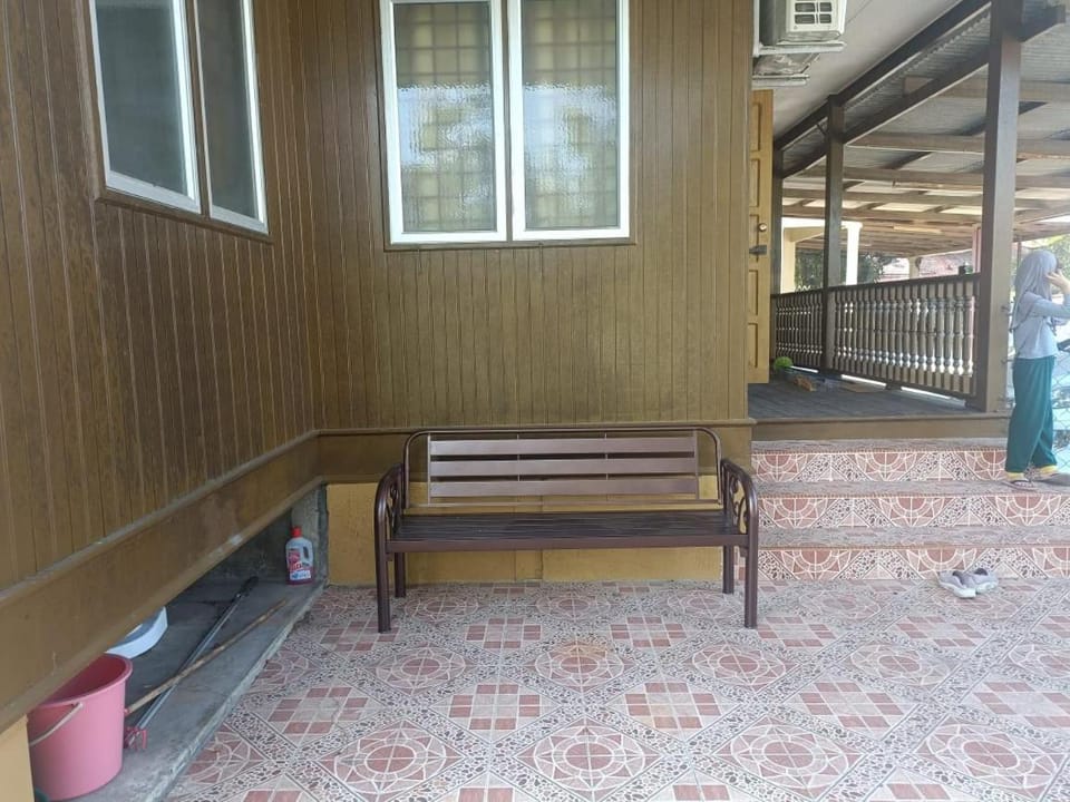 View (from property/room), Balcony/Terrace, Seating area
