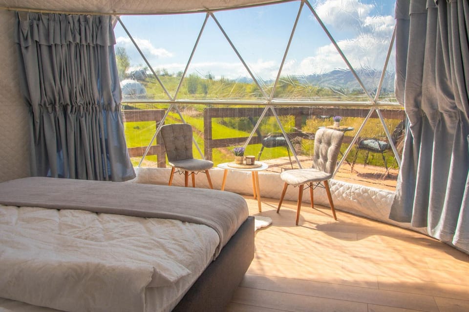 Bed, Day, Natural landscape, View (from property/room), Balcony/Terrace, Living room, Photo of the whole room, Seating area, Bedroom