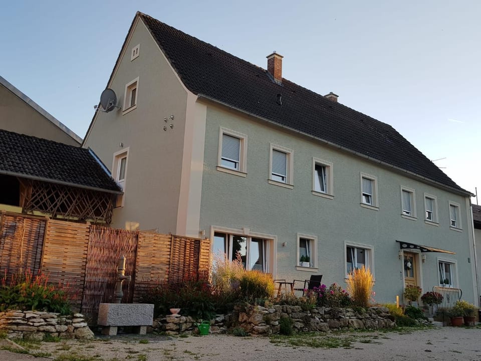 Property building, Day