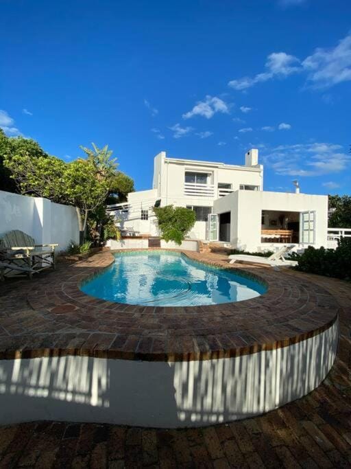 Tranquil Waterfront Hideaway with Stunning Views House in Cape Town