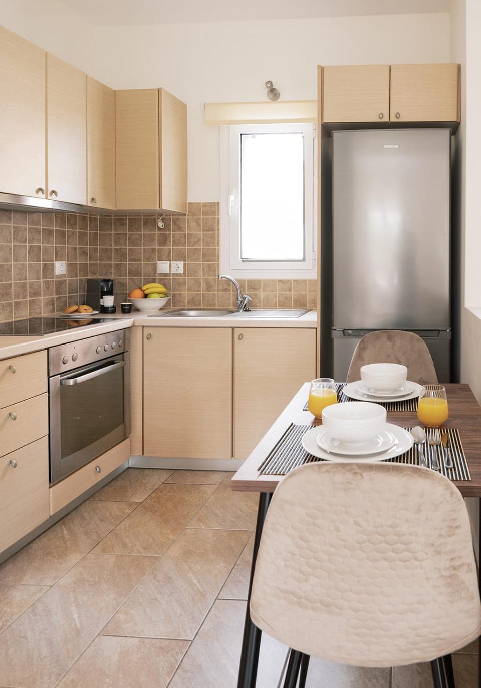 Coffee/tea facilities, Kitchen or kitchenette, Dining area, pet friendly, stove, toaster
