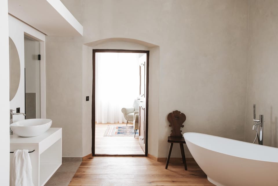 Bathroom, Living room