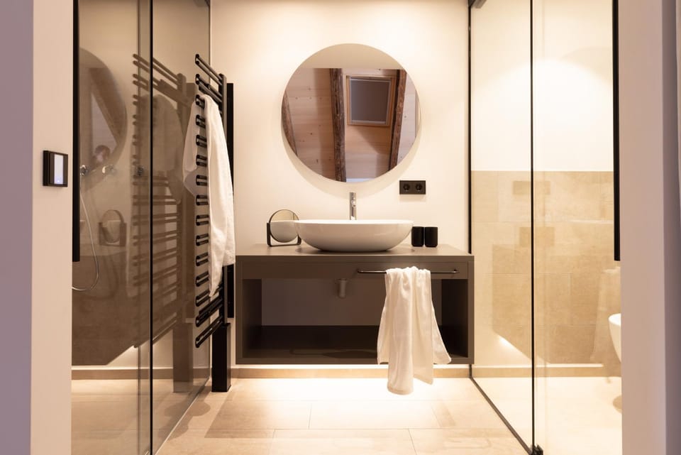 Bathroom, Living room