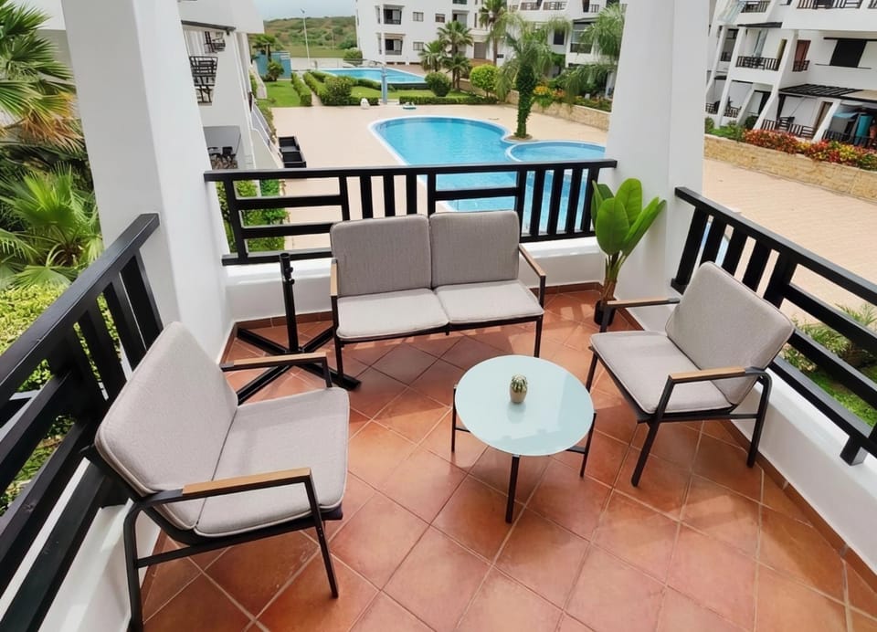 Balcony/Terrace, Pool view