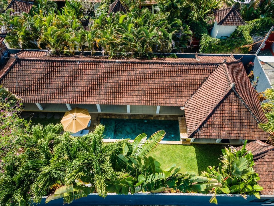 Property building, Bird's eye view