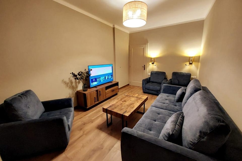 Spacious Two-Bedroom Apartment in the City Center Apartment in Krakow