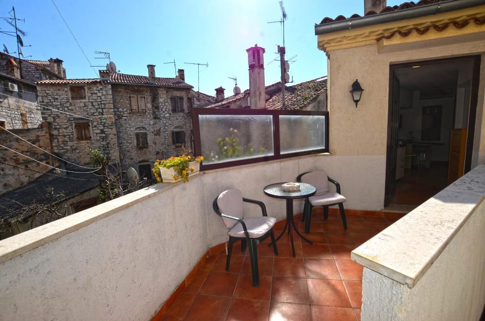 Old Town Yulia Apartments Apartment in Rovinj