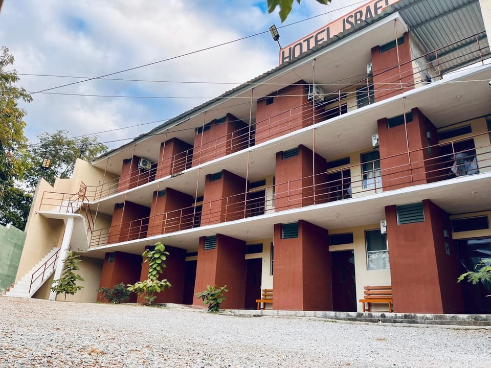 Property building, Day