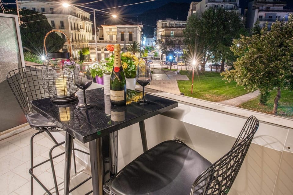 Night, Garden, View (from property/room), Balcony/Terrace, Garden view