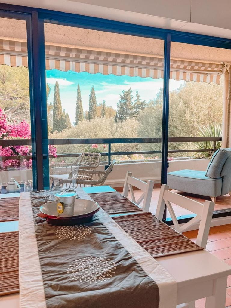 Le Naïs - Proche centre - Parking - Wifi Apartment in Cassis
