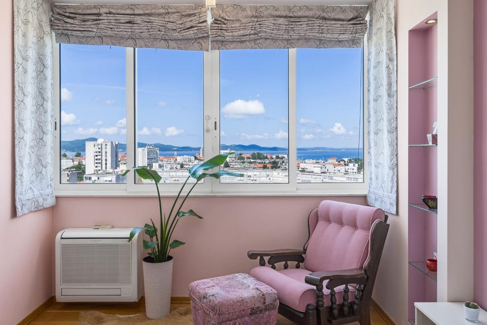 View (from property/room), City view, Sea view