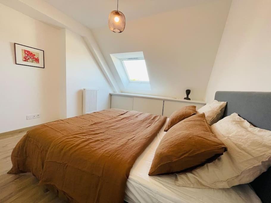 Appartement lumineux et spacieux, terrasse et parking privé Apartment in Concarneau