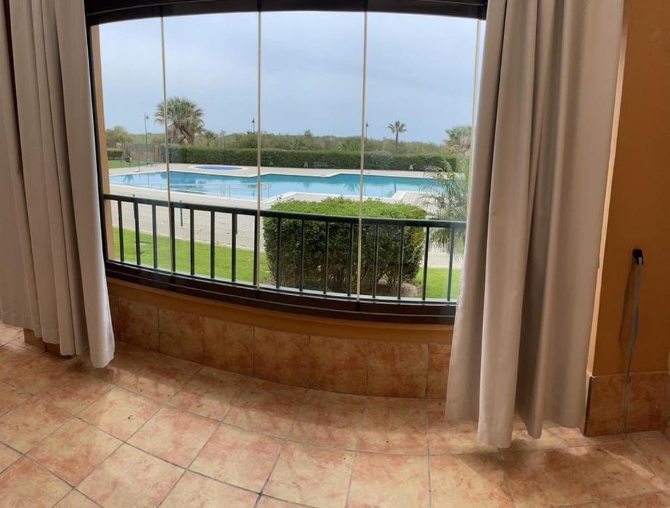 Balcony/Terrace, Garden view, Pool view