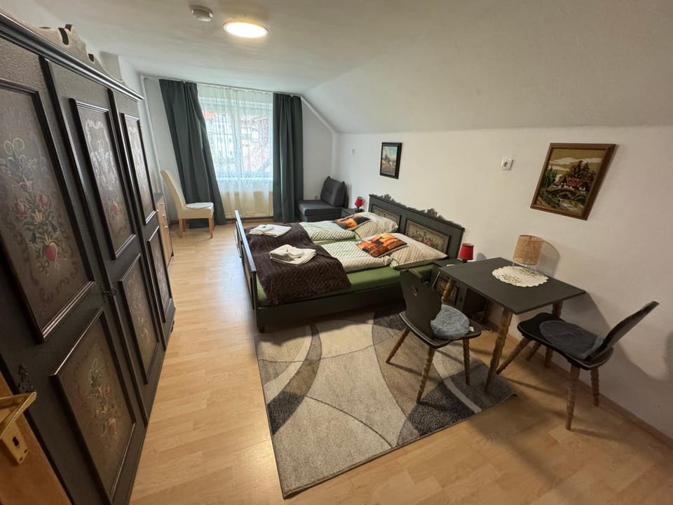 Steinadler Apartments Quiet Location Garden, Private Parking Pet Friendly Apartment in Carinthia, Austria