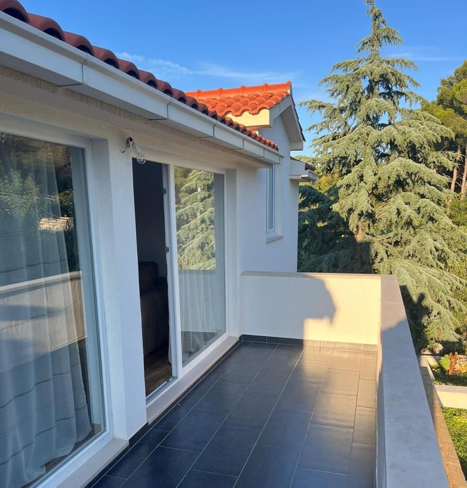 Balcony/Terrace, Balcony/Terrace