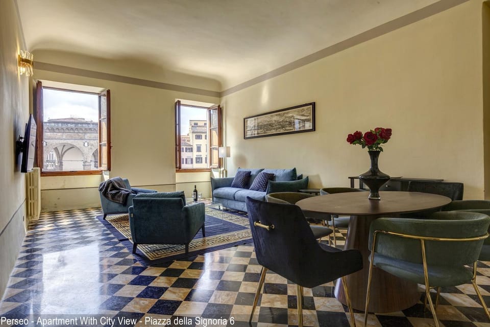 Living room, Seating area