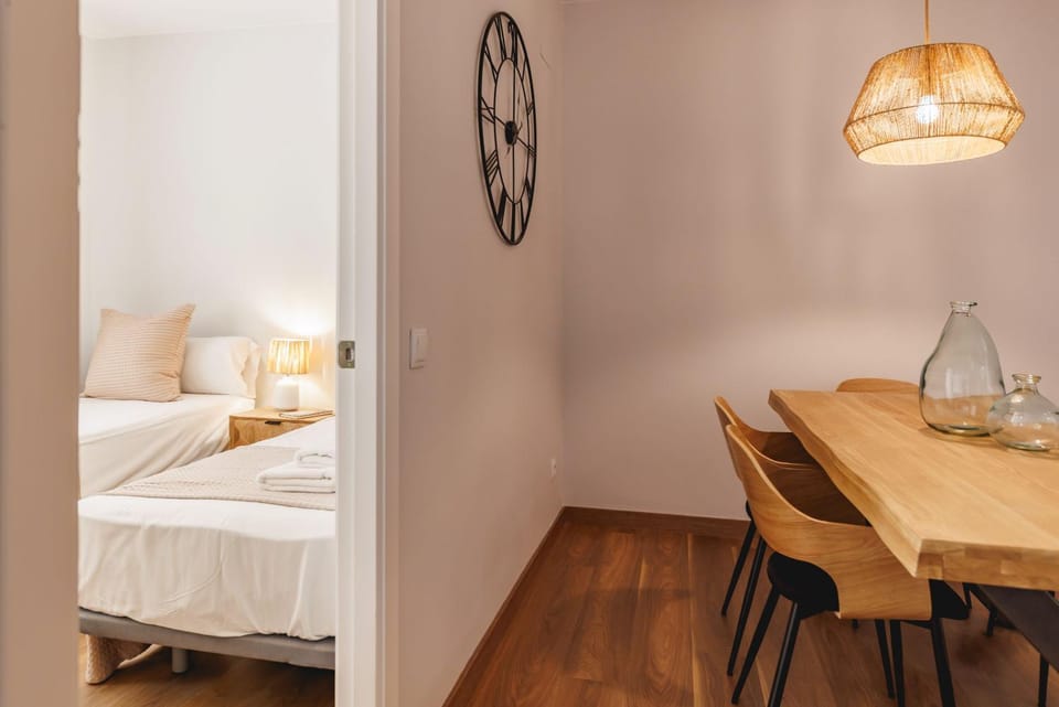 Dining area, Bedroom