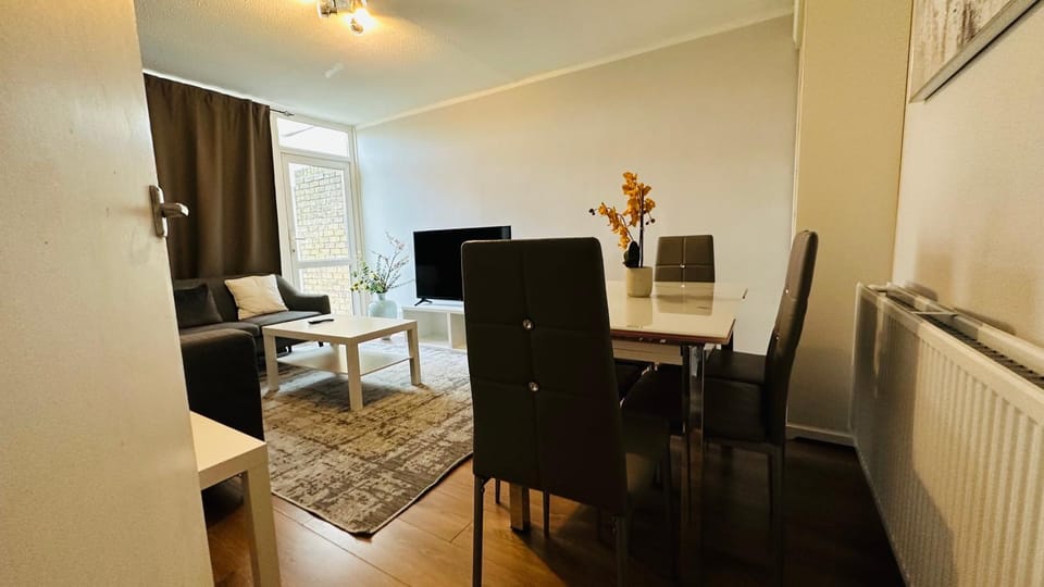 Lovely 4bed property, London 8min to Oxford Street Apartment in London
