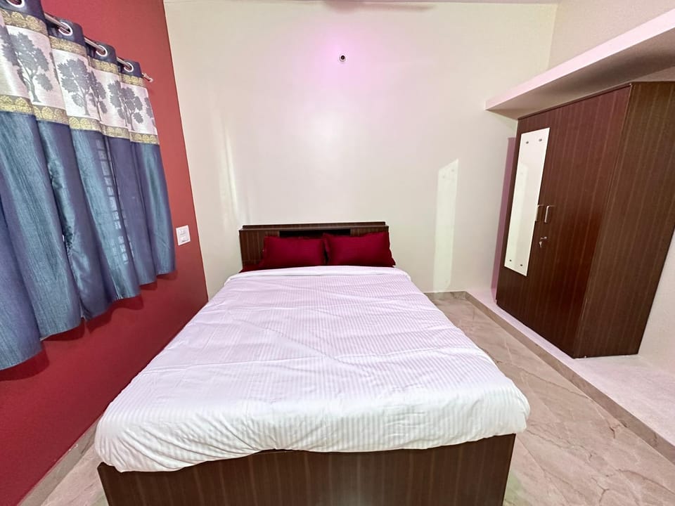 Bed, Bedroom, wardrobe