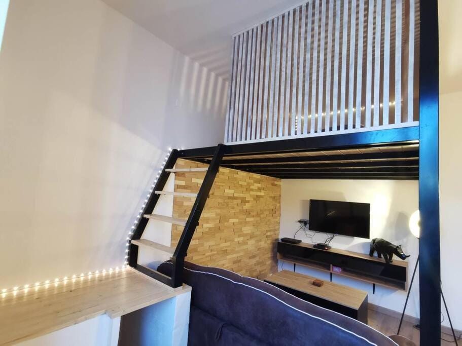 Le Favrel - Appartement avec mezzanine rénové - Gare de Vannes Apartment in Vannes