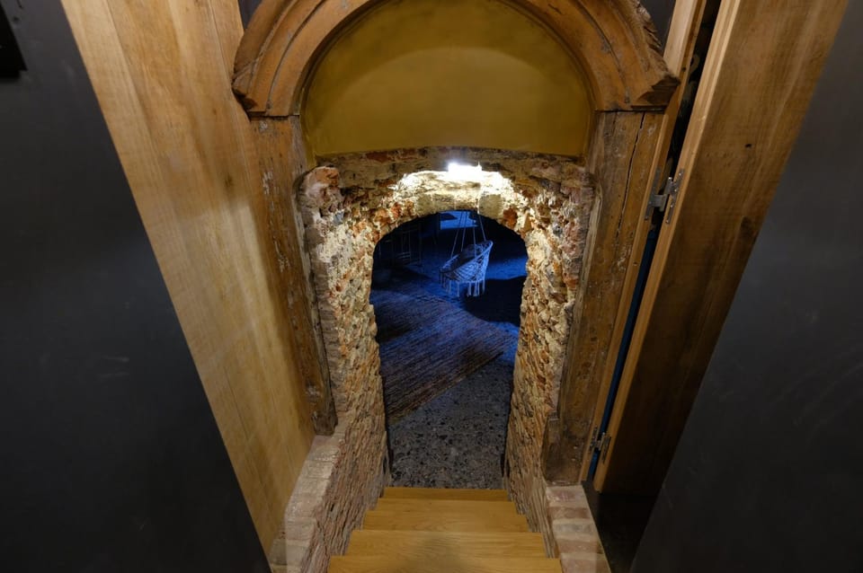 Secret Jacuzzi Mons - Parking privé gratuit Bed and Breakfast in Hauts-de-France