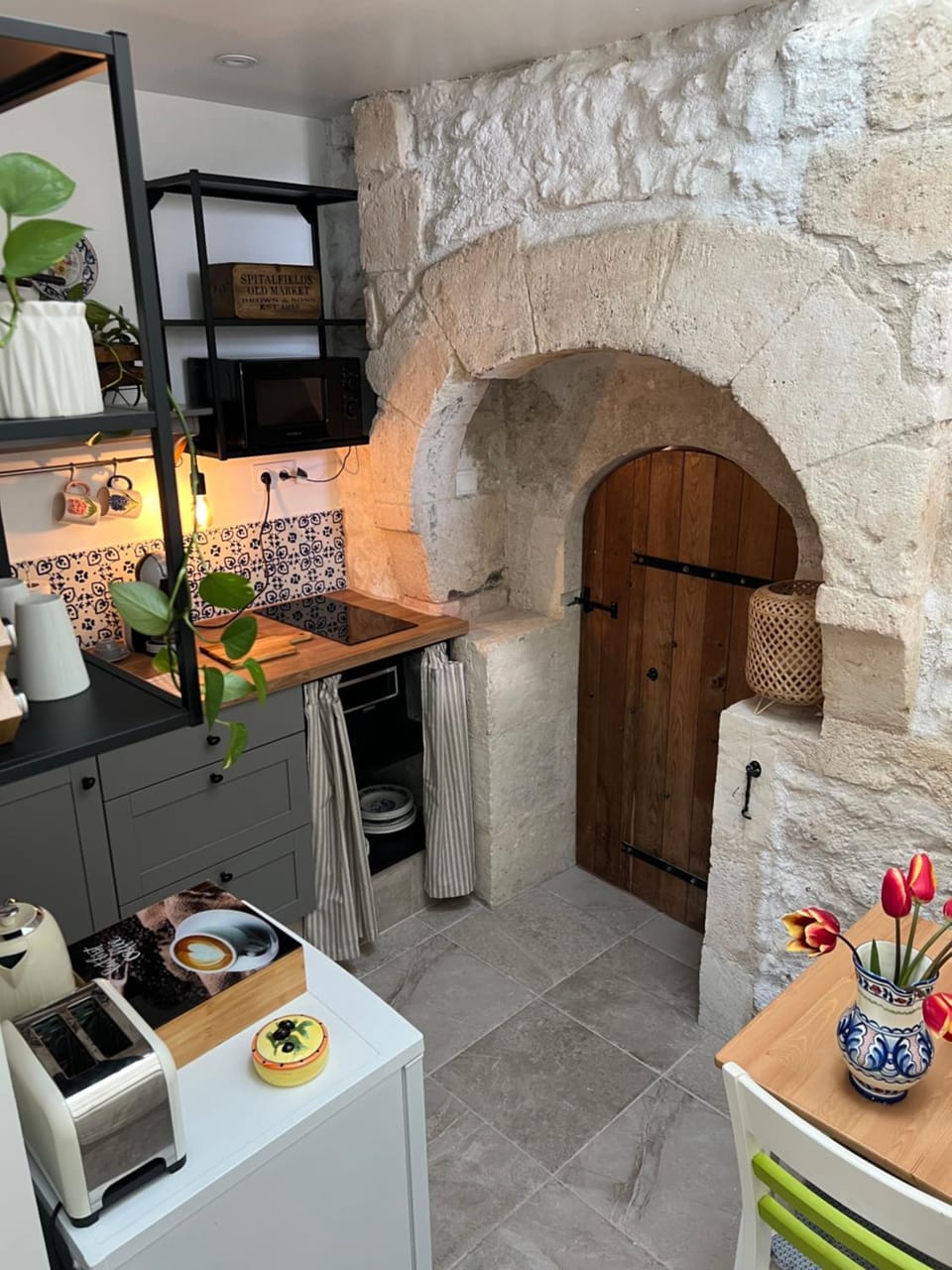 Entire apartment with swimming pool near Aubeterre Apartment in Nouvelle-Aquitaine