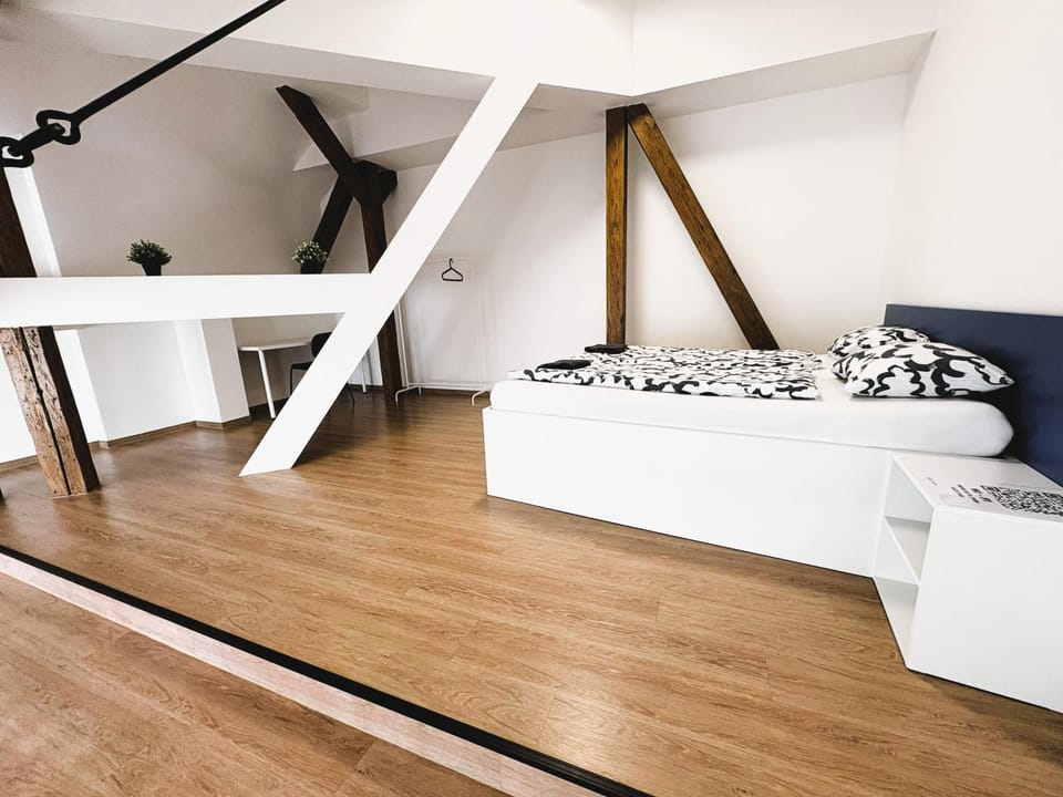Bed, Seating area, Bedroom, towels, towels