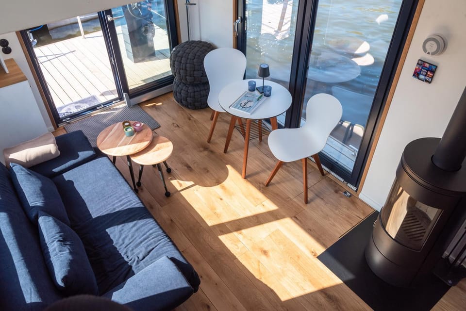 Living room, Seating area, flat iron