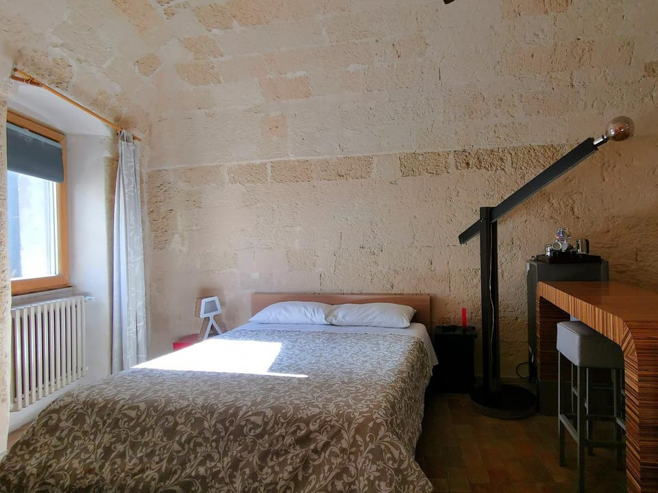 Bed, View (from property/room)