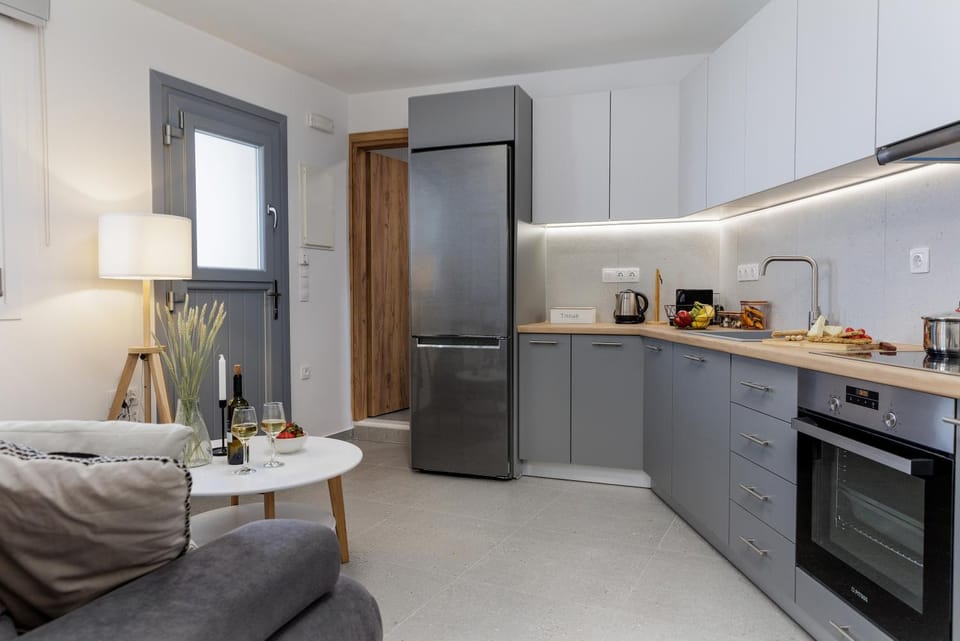 Coffee/tea facilities, Kitchen or kitchenette, Living room, Seating area, Dining area, pet friendly, toaster