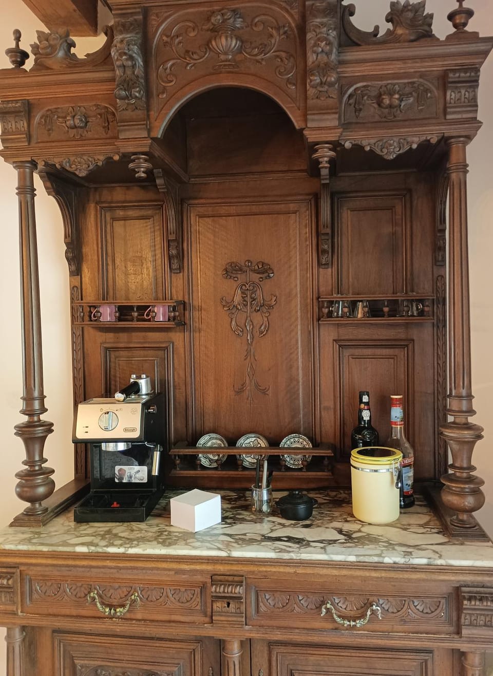 Coffee/tea facilities