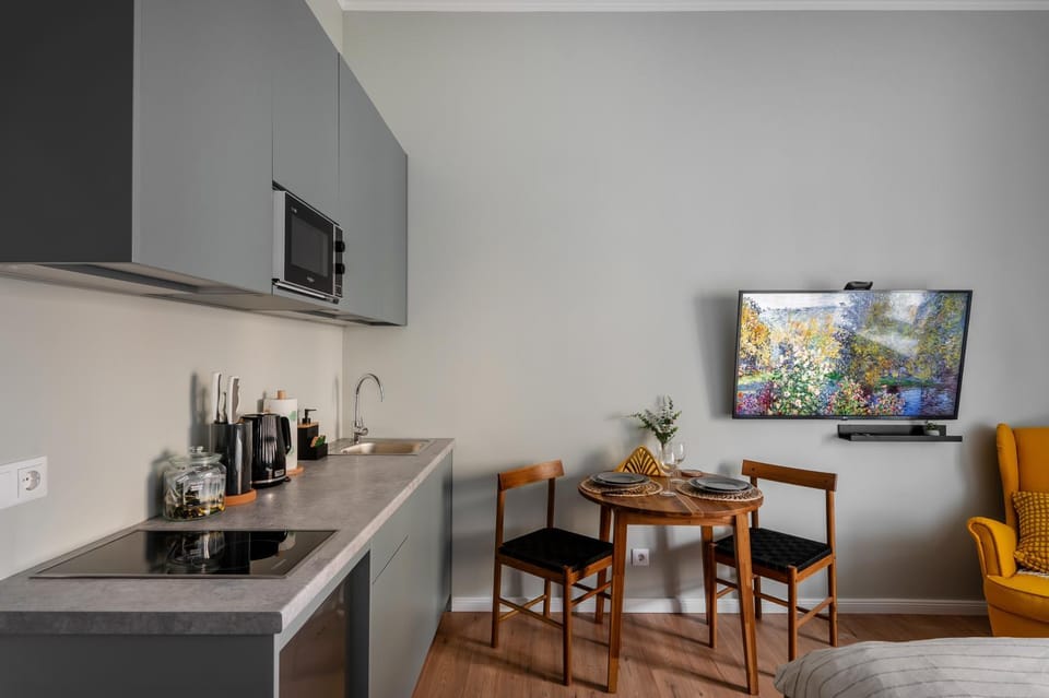 Kitchen or kitchenette, Seating area