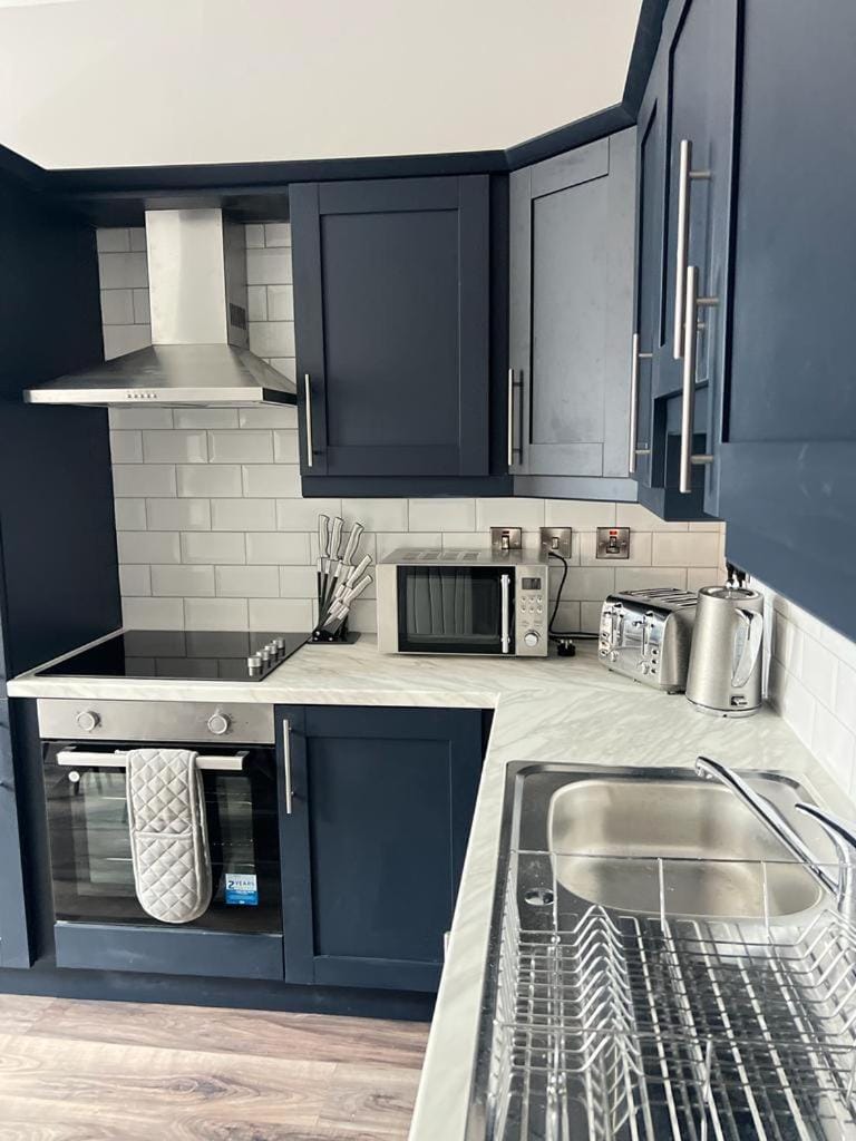 Modern spacious Belfast city stay free parking Apartment in Belfast